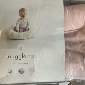Snuggle me organic lounger